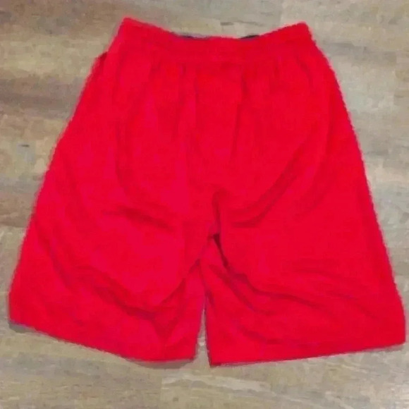 Nike Dri-fit men's medium red‎ shorts - Picture 5 of 6